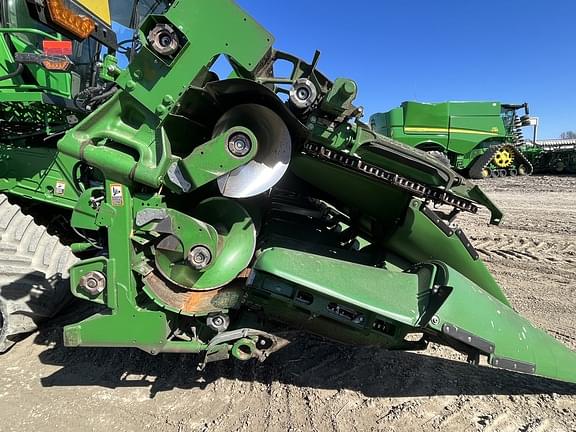 Image of John Deere C16F equipment image 2