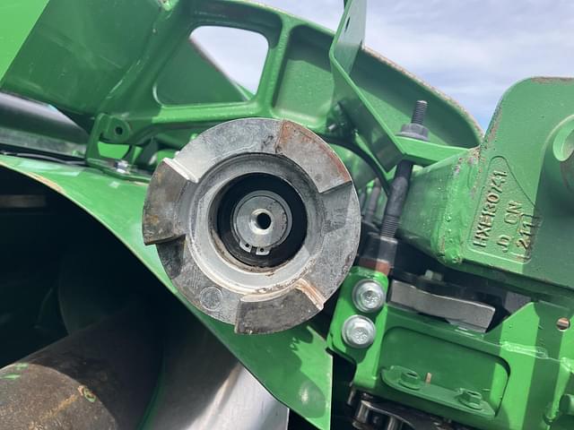 Image of John Deere C16F equipment image 4