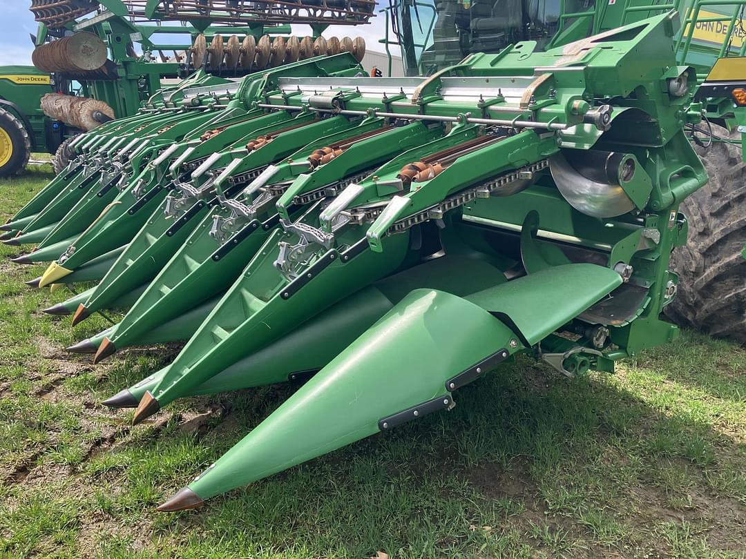 Image of John Deere C16F Primary image
