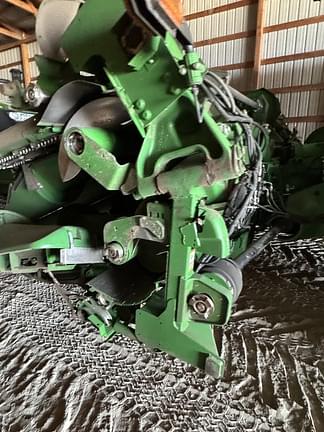 Image of John Deere C16F equipment image 2