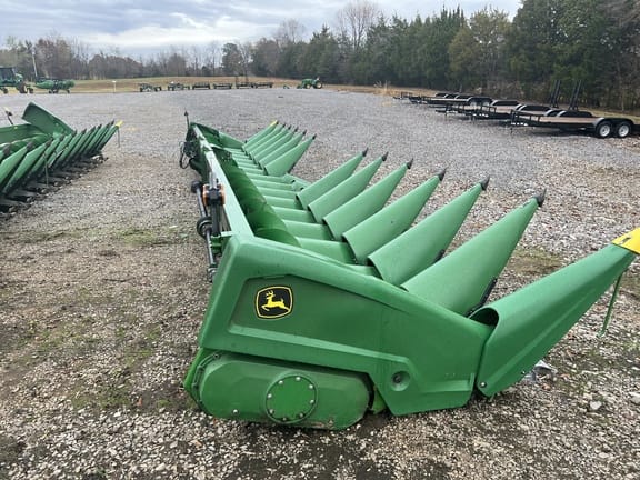 Main image John Deere C16R