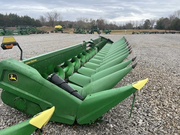 Main image John Deere C16R