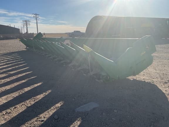 Image of John Deere C16R equipment image 3