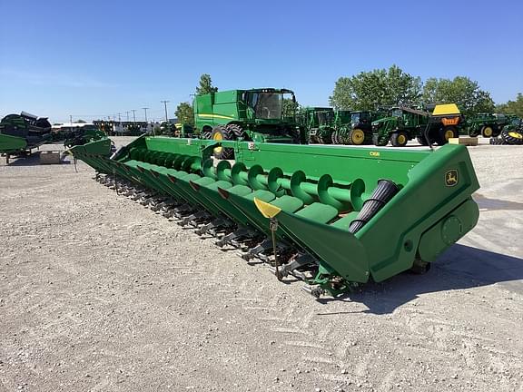 Image of John Deere C16R equipment image 4