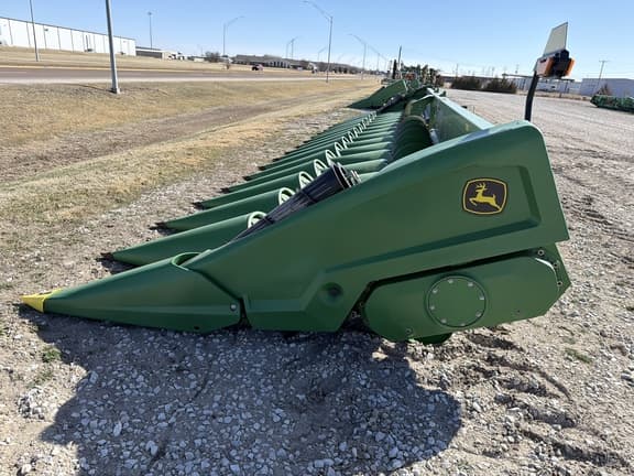 Image of John Deere C16R equipment image 2