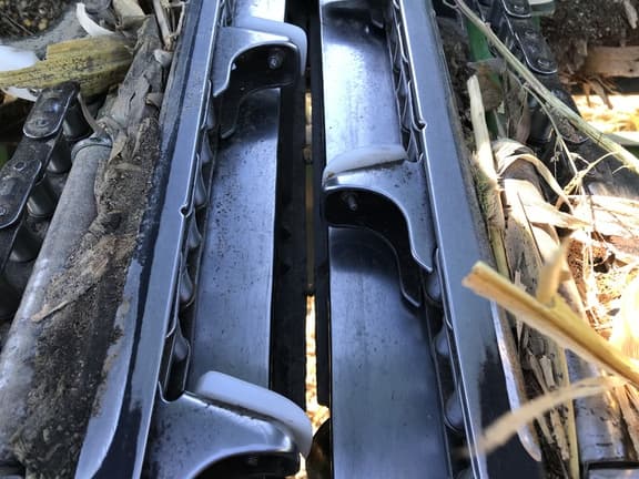 Image of John Deere C16R equipment image 4