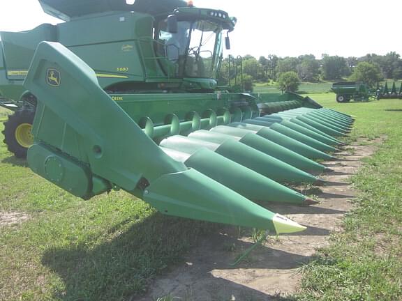 Image of John Deere C16R equipment image 1