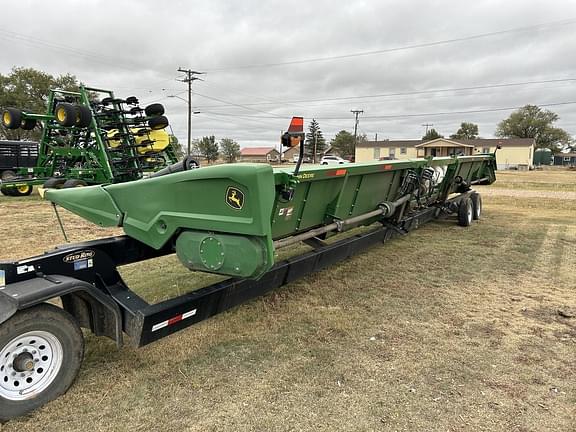 Image of John Deere C16R equipment image 2