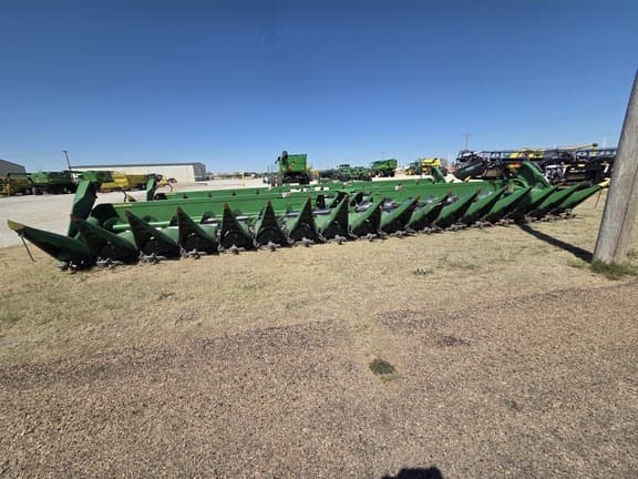 Image of John Deere C16R equipment image 3