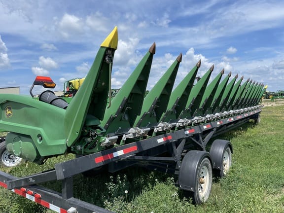 Main image John Deere C16R