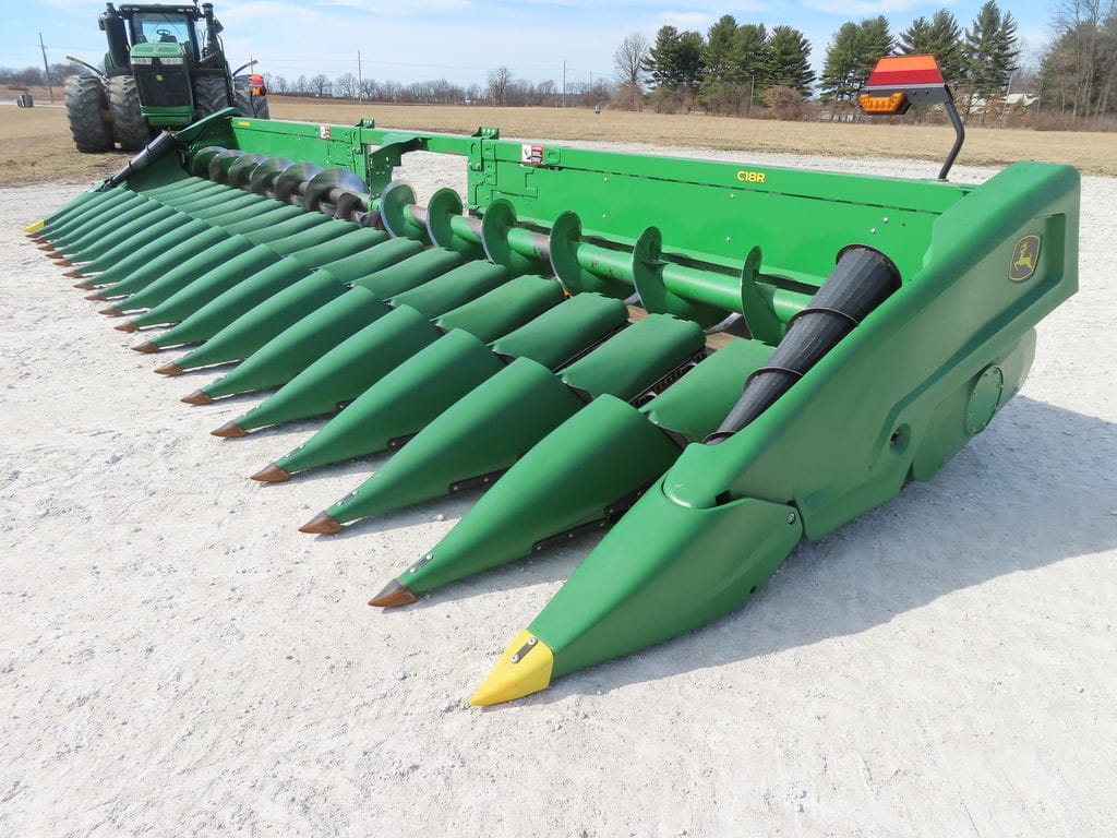 2022 John Deere C18R Equipment Image0