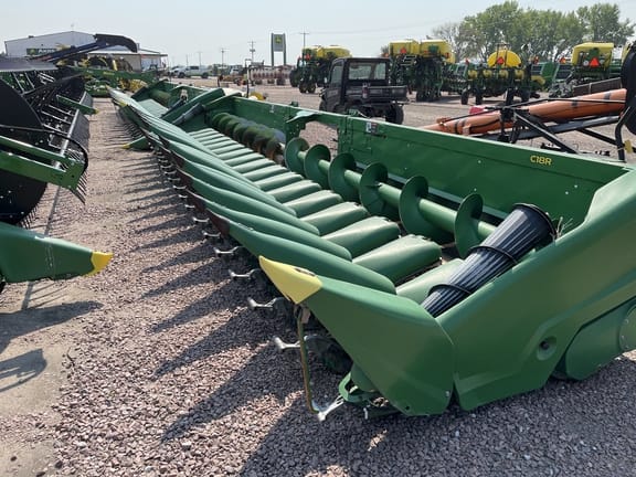 2022 John Deere C18R Equipment Image0