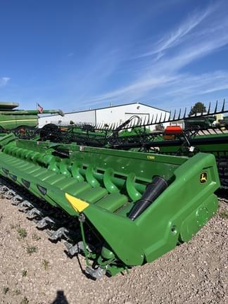 Image of John Deere C18R Primary image
