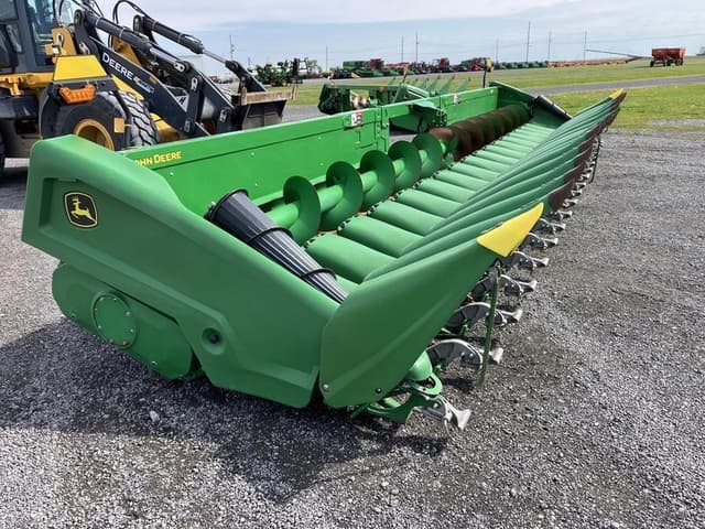 Image of John Deere C18R equipment image 1
