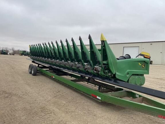 Main image John Deere C18R