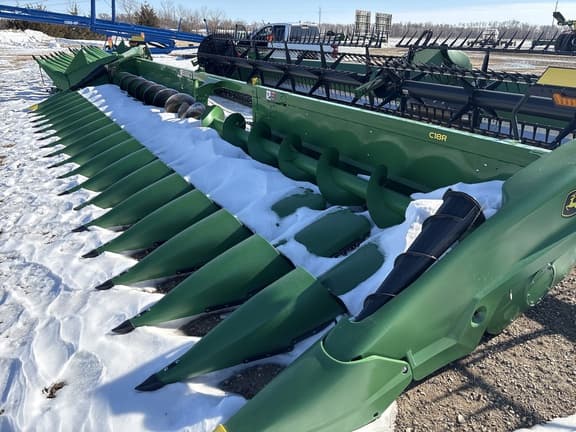 Image of John Deere C18R equipment image 4