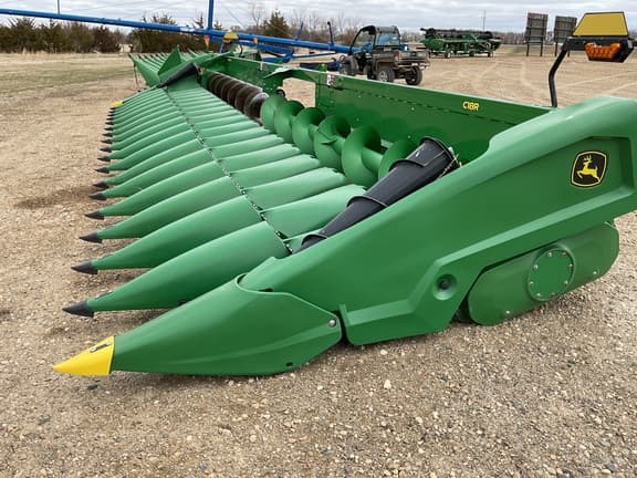 Image of John Deere C18R equipment image 2