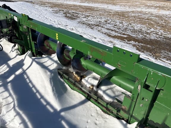 Image of John Deere C18R equipment image 1