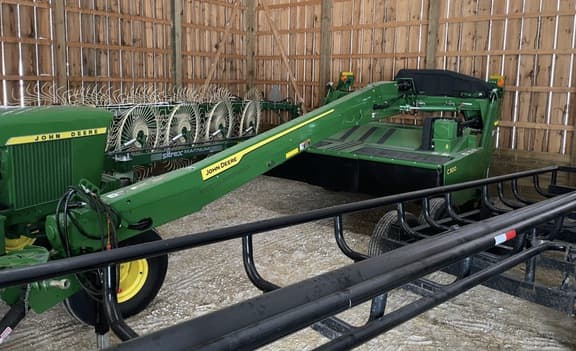 Image of John Deere C300 equipment image 3