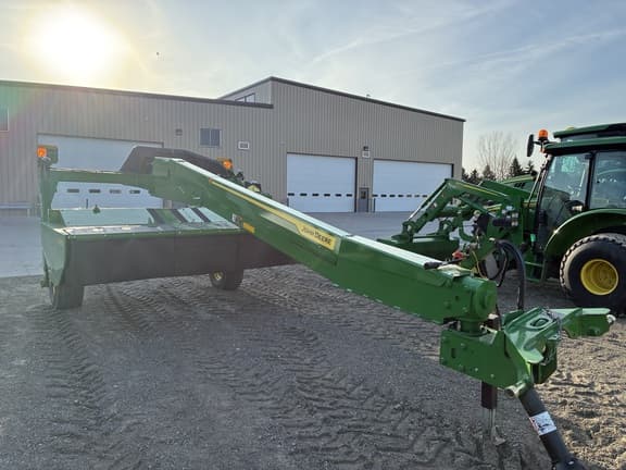 Image of John Deere C300 equipment image 1