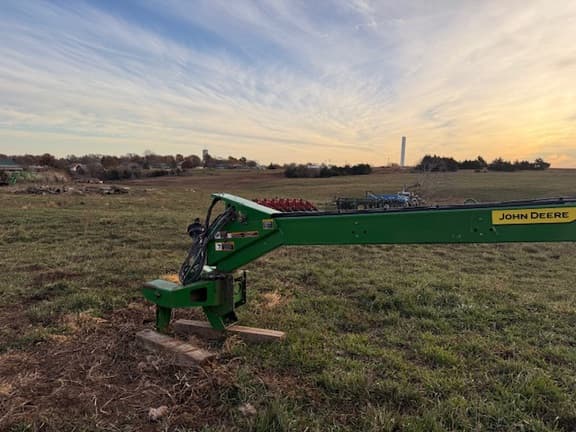 Image of John Deere C450 equipment image 4