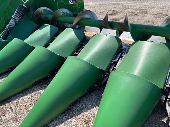 Image of John Deere C6R equipment image 3
