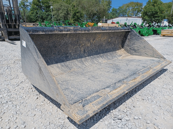 Main image John Deere C72