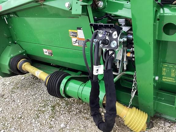 Image of John Deere C8F equipment image 4