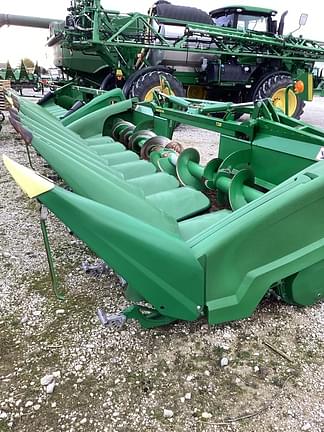 Image of John Deere C8F equipment image 4