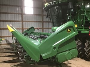 2022 John Deere C8R Image