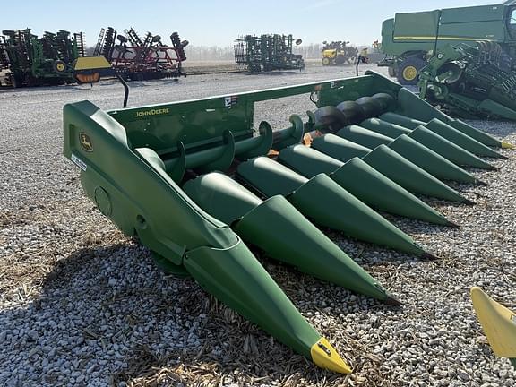 Image of John Deere C8R Image 0