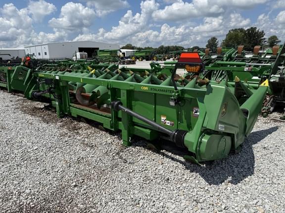 Image of John Deere C8R equipment image 2
