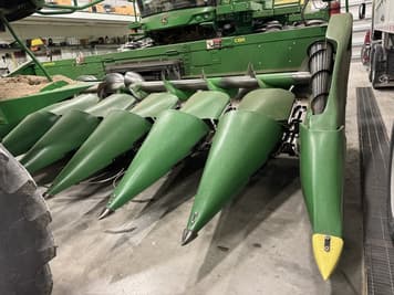 Main image John Deere C8R