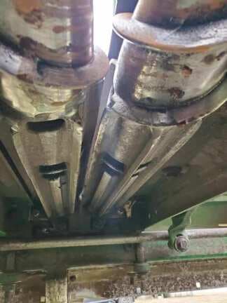 Image of John Deere C8R equipment image 3