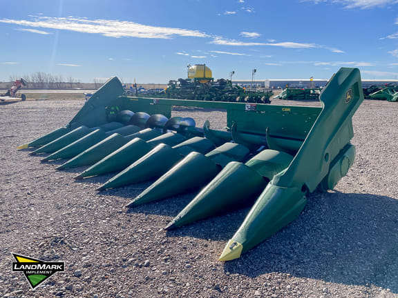 Main image John Deere C8R