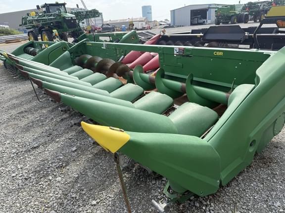 Image of John Deere C8R Primary image