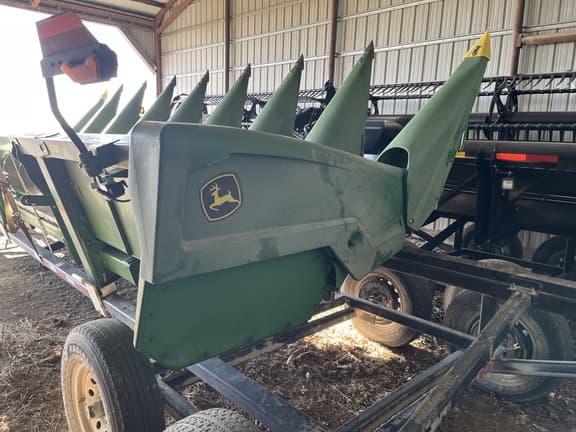 Image of John Deere C8R equipment image 2