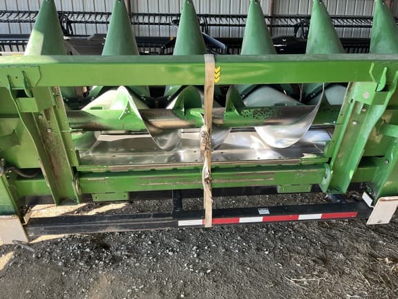 Image of John Deere C8R equipment image 3