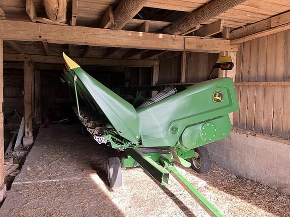 Image of John Deere C8R equipment image 1