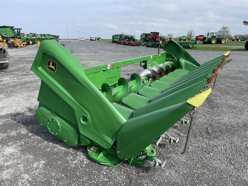 Image of John Deere C8R Primary image