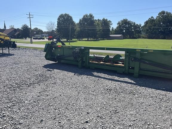 Image of John Deere C8R equipment image 3