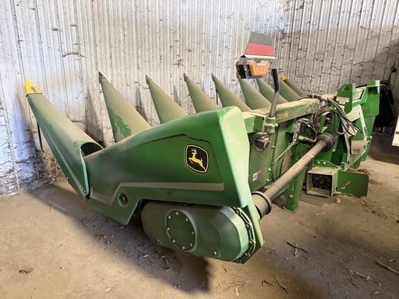 2022 John Deere C8R Equipment Image0