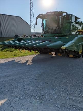 Image of John Deere C8R Primary image