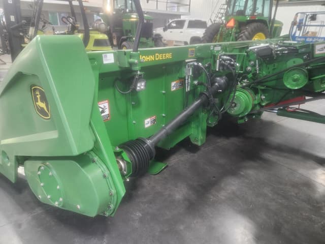 Image of John Deere C8R equipment image 2