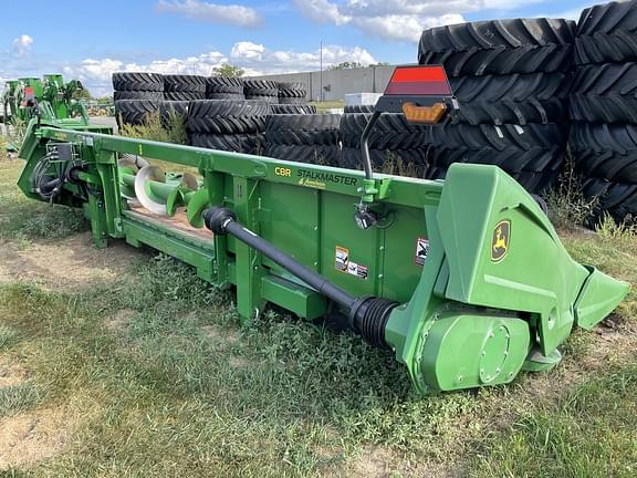 Image of John Deere C8R equipment image 4