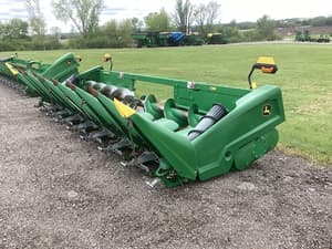 2022 John Deere C8R Image
