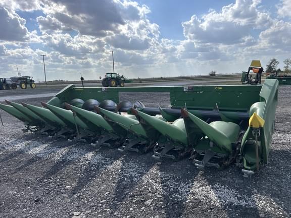 Image of John Deere C8R equipment image 2