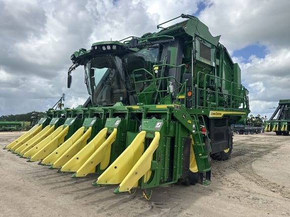 2022 John Deere CP770 Equipment Image0