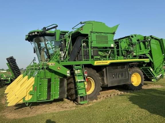 Image of John Deere CP770 equipment image 2