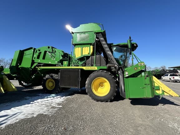 Image of John Deere CP770 equipment image 4